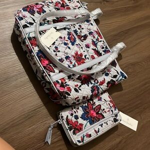 NEW with tags Vera Bradley matching purse and wallet. Vineyard floral design